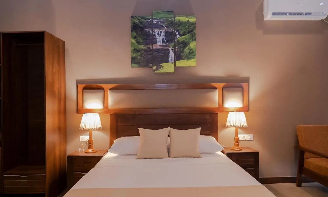 *** Hotel Woodgrove Cabanas Negombo Sri Lanka