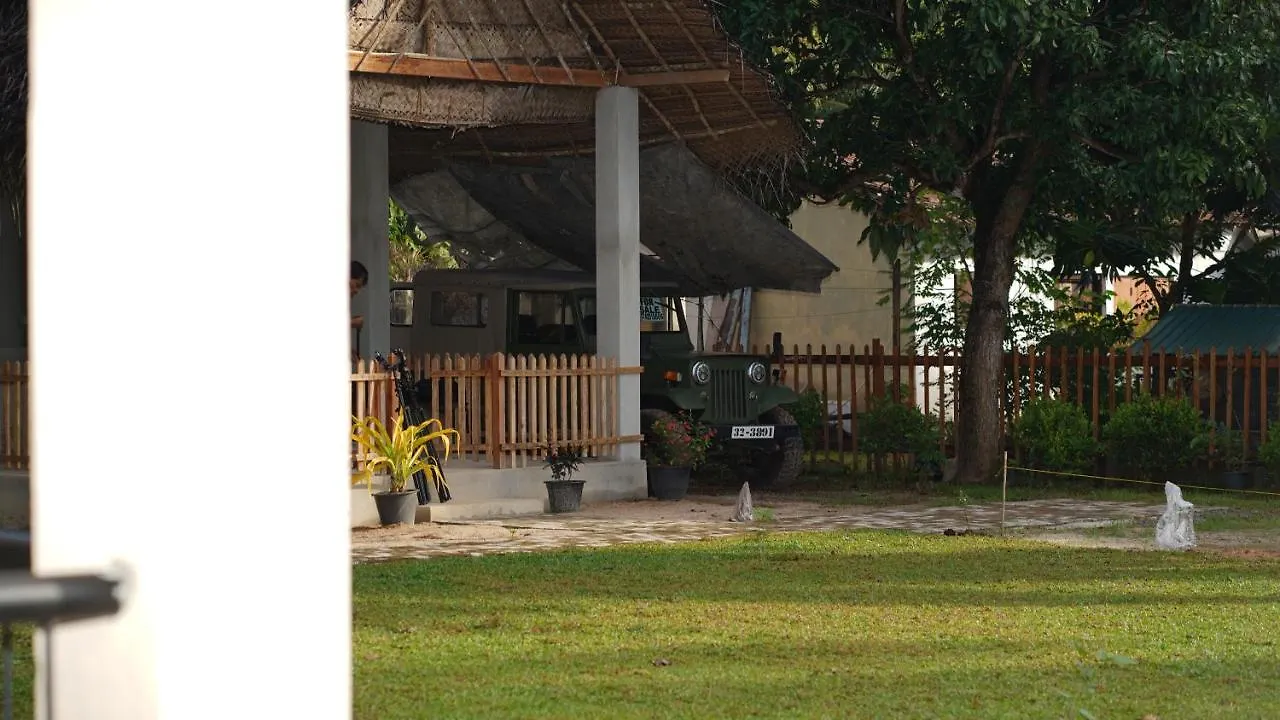 Woodgrove Cabanas Negombo 3*,  Sri Lanka