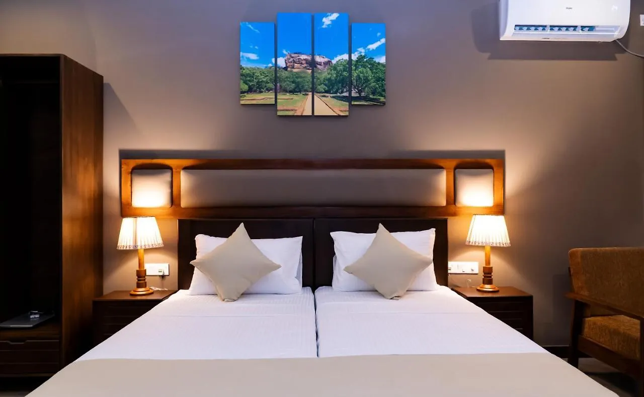 Woodgrove Cabanas Negombo Hotel